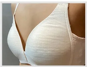 隆乳術前照片 6